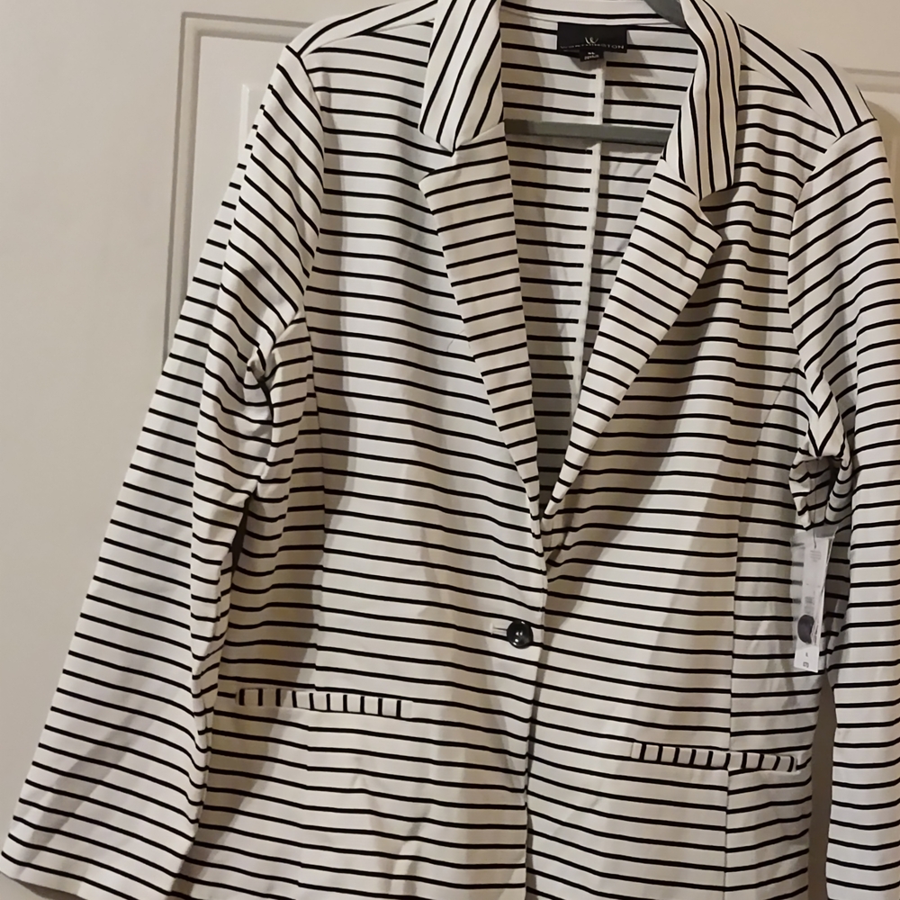 Worthington Striped Black and White Blazer